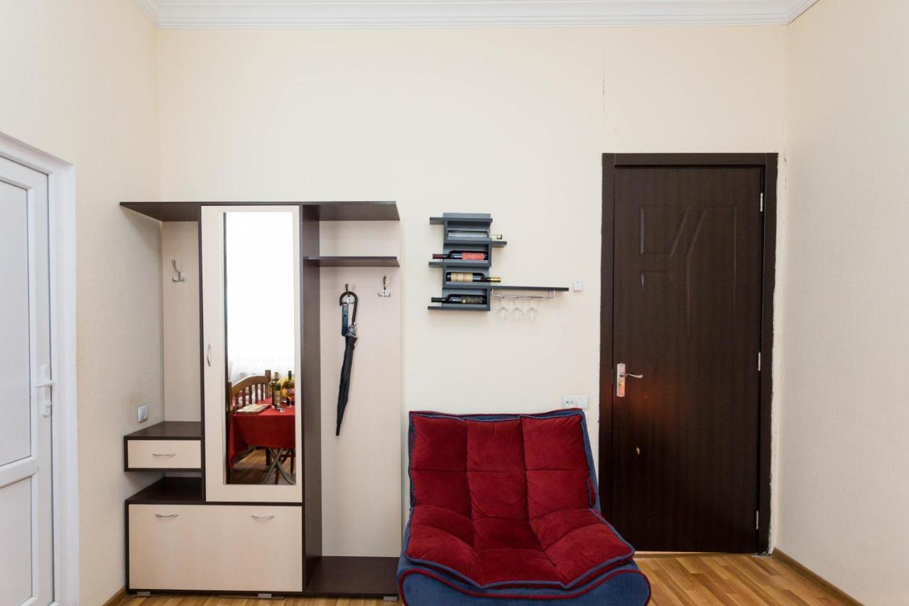 Gis Guest House Тбилиси Екстериор снимка