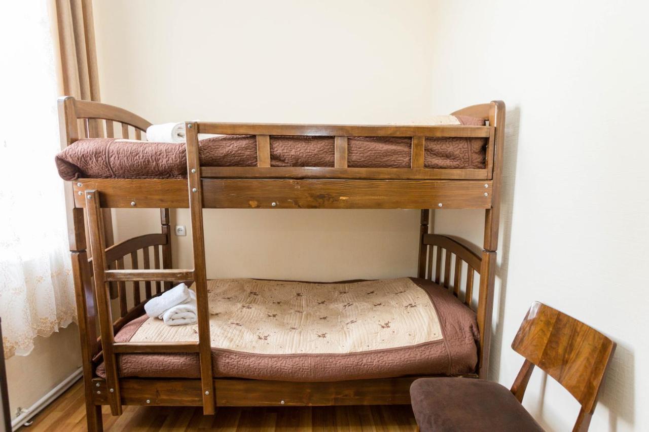 Gis Guest House Тбилиси Екстериор снимка